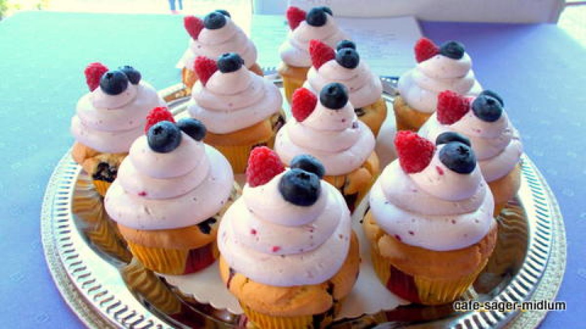 Cup Cakes Waldfrucht.jpg